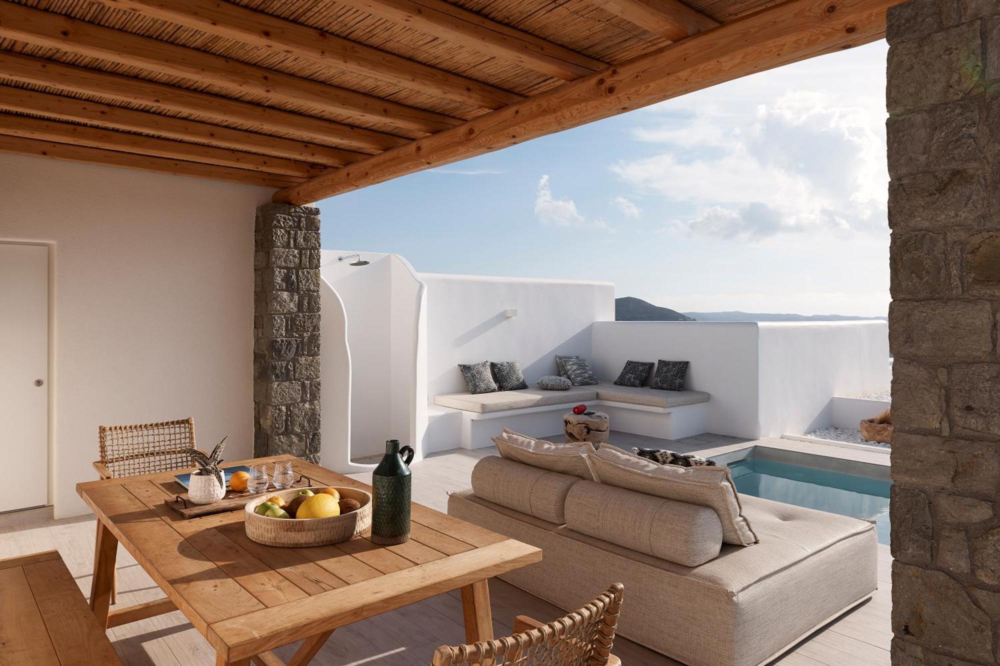 Manikas Milos Adamantas (Milos)